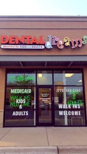 Family Dentist Located in Chicago