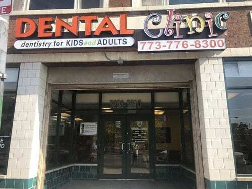 Family Dentist Located in Chicago