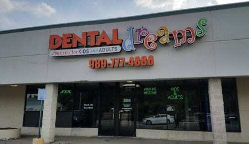 Family Dentist Located in Saginaw