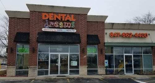 Family Dentist Located in Waukegan